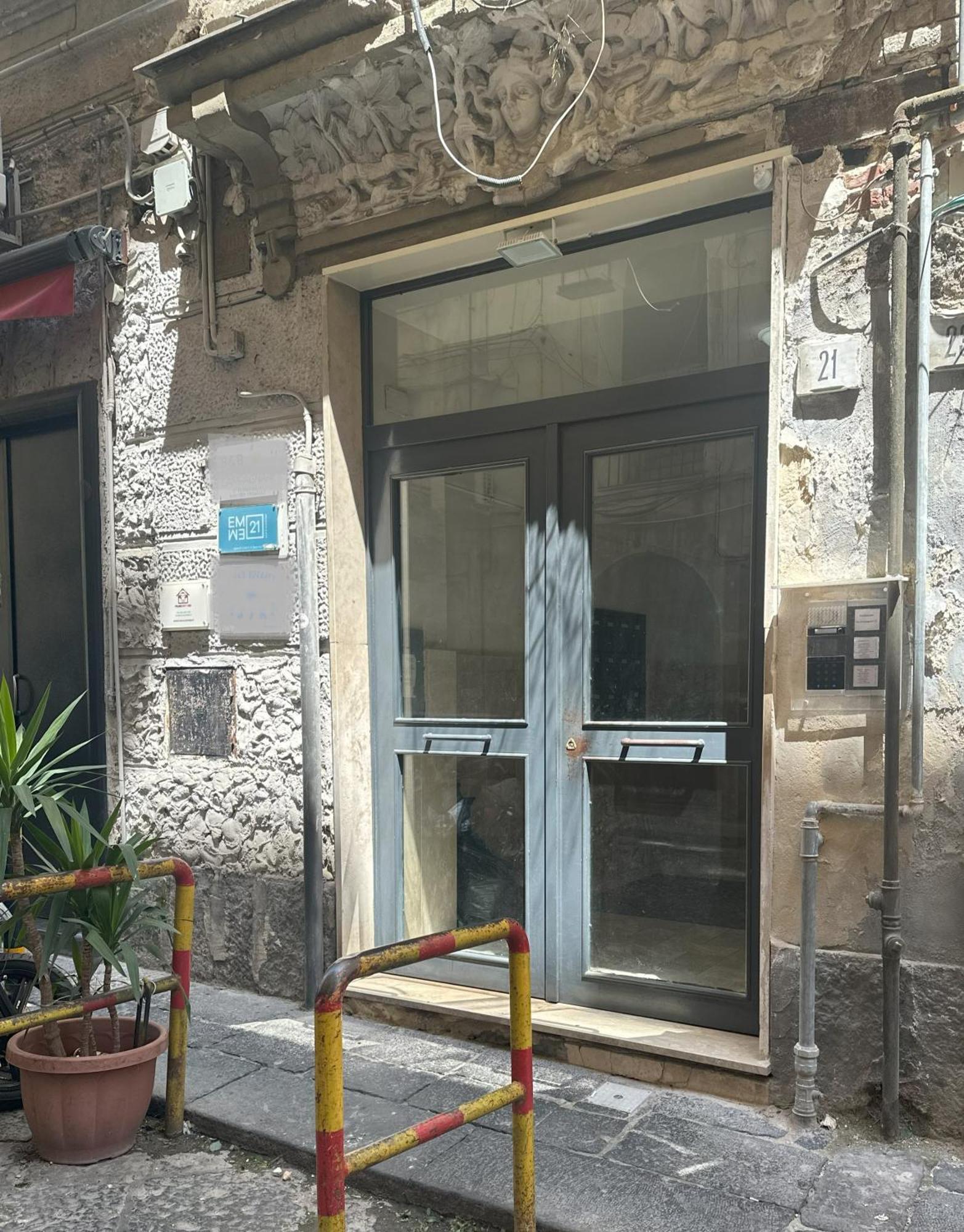 נאפולי B&B Emme21 מראה חיצוני תמונה