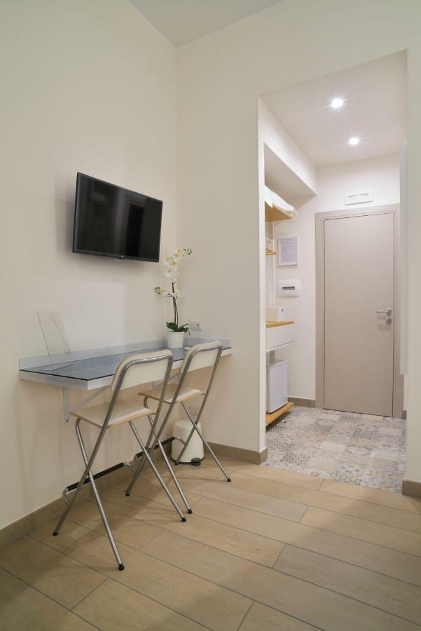 נאפולי B&B Emme21 מראה חיצוני תמונה
