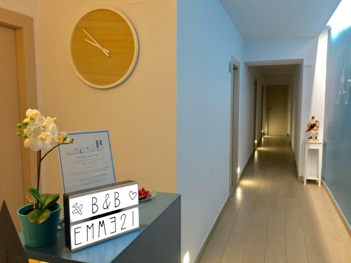 נאפולי B&B Emme21 מראה חיצוני תמונה